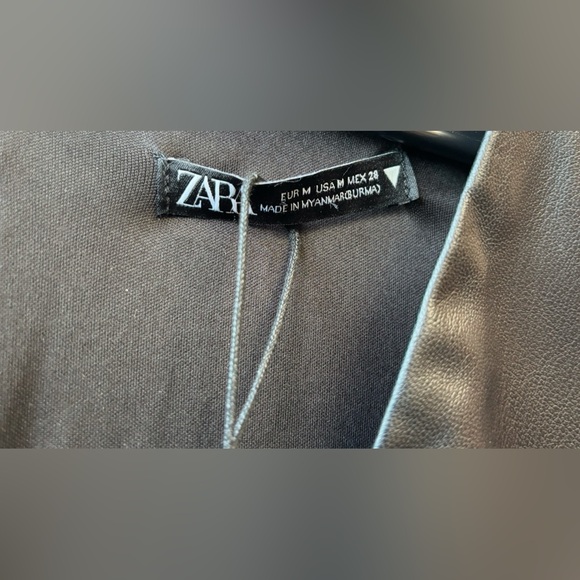 ZARA Faux Leather long sleeve mini dress with ruffle in black NWT, Size medium🖤 - Picture 9 of 9